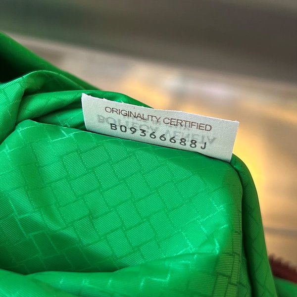 보테가베네타 미디엄 아키타입 백팩 [매장가 312만원대]