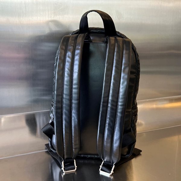 보테가베네타 스몰 인트레치아토 백팩 [매장가 463만원대]