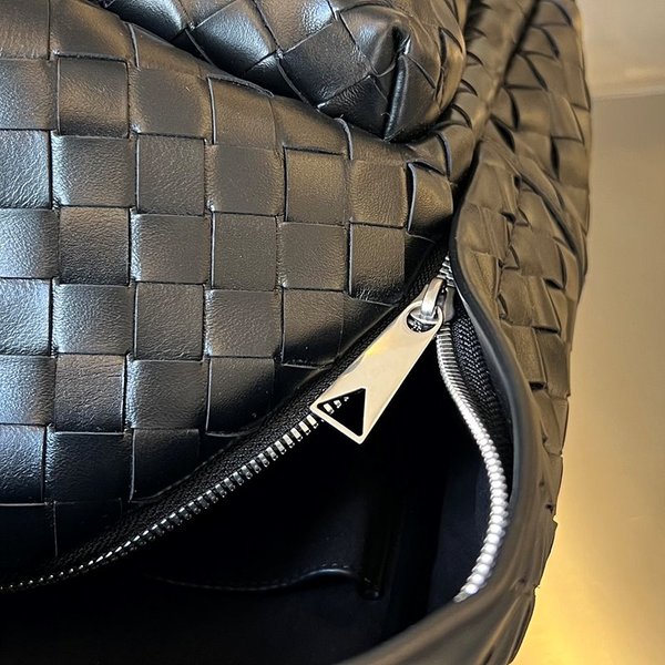 보테가베네타 스몰 인트레치아토 백팩 [매장가 463만원대]