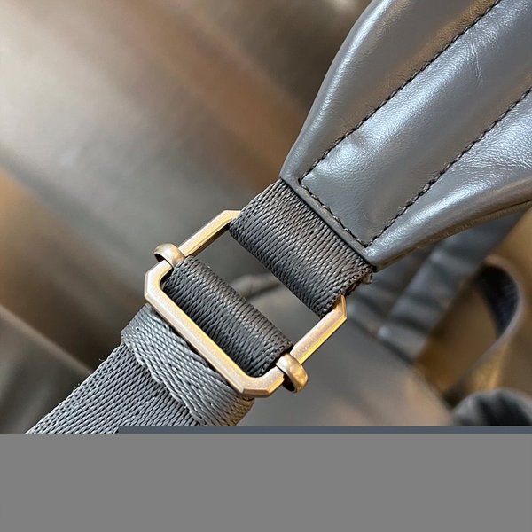 보테가베네타 스몰 인트레치아토 백팩 [매장가 463만원대]