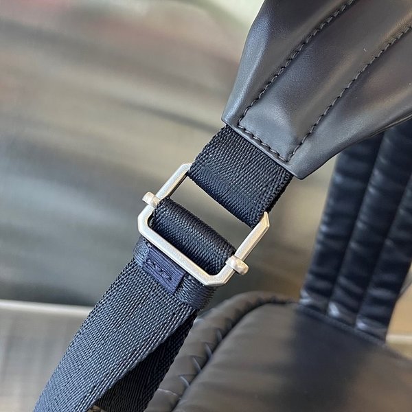 보테가베네타 스몰 인트레치아토 백팩 [매장가 463만원대]