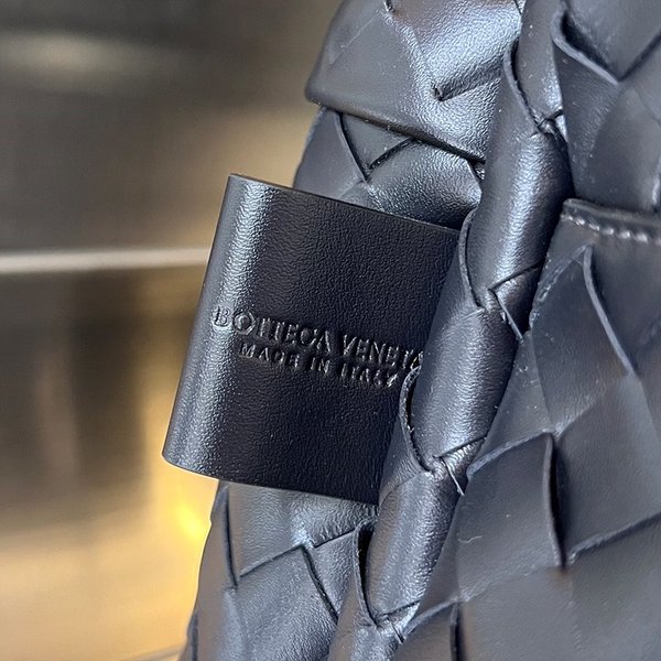 보테가베네타 스몰 인트레치아토 백팩 [매장가 463만원대]