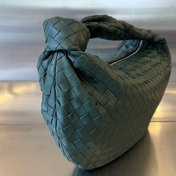 보테가베네타 스몰 조디 [매장가 515만원대]