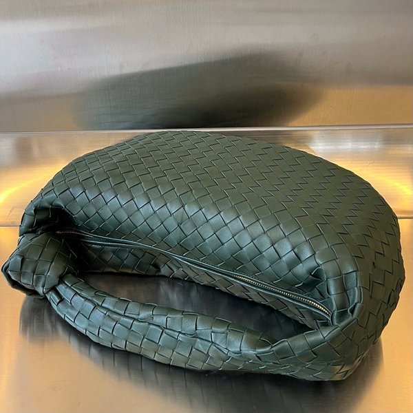 보테가베네타 스몰 조디 [매장가 515만원대]