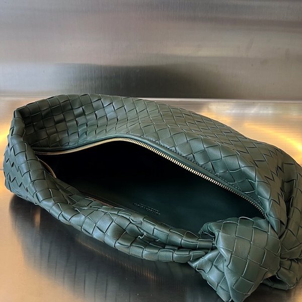 보테가베네타 스몰 조디 [매장가 515만원대]