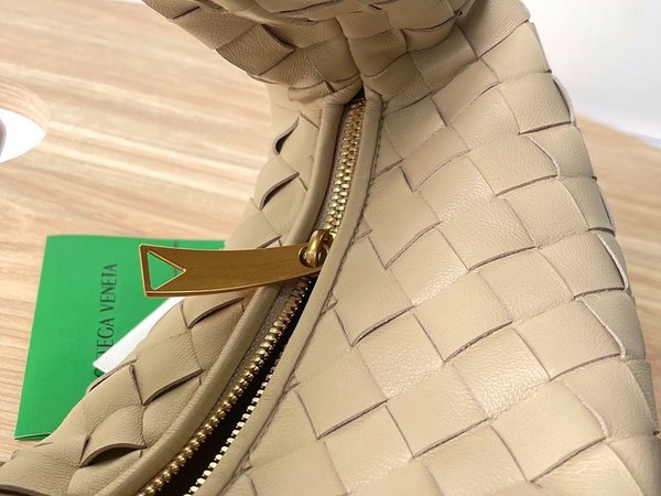 보테가베네타 미니 조디 [매장가 347만원대]