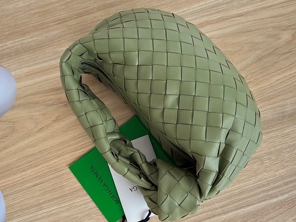 보테가베네타 미니 조디 [매장가 347만원대]