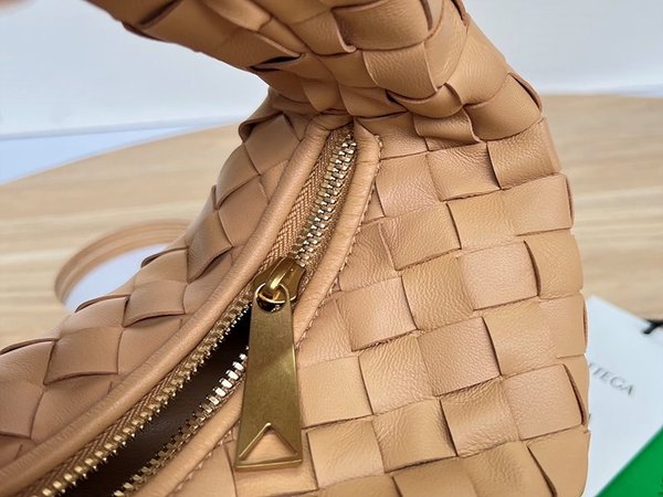 보테가베네타 미니 조디 [매장가 347만원대]