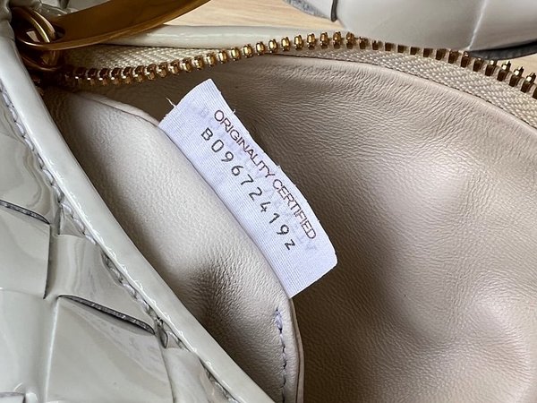 보테가베네타 미니 조디 [매장가 347만원대]