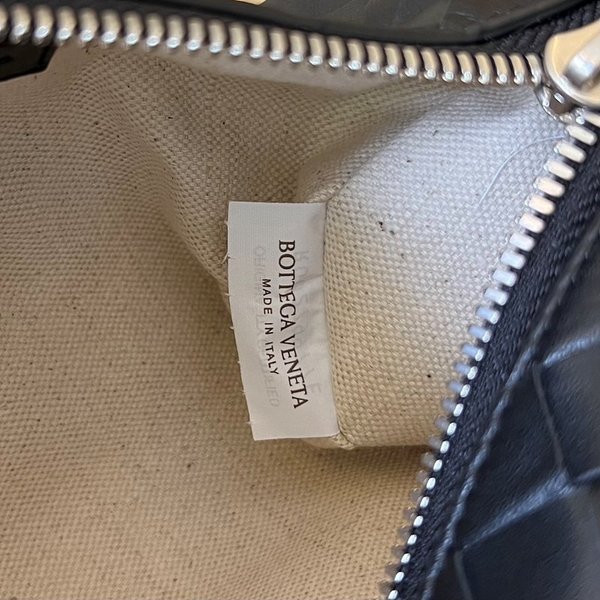 보테가베네타 미니 인트레치아토 베럴 [매장가 298만원대]