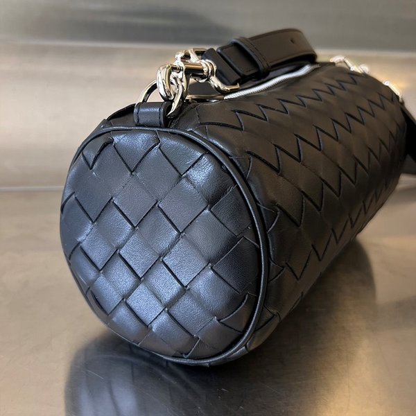 보테가베네타 미니 인트레치아토 베럴 [매장가 298만원대]