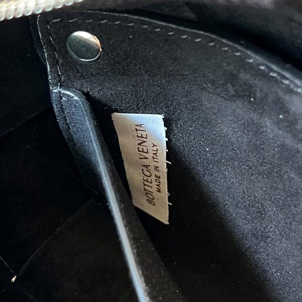 보테가베네타 스몰 브릭 카세트백 [매장가 347만원대]