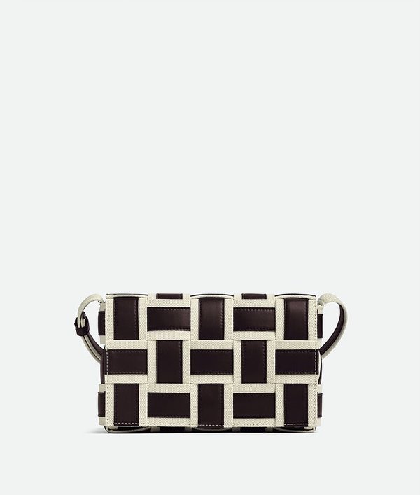 보테가베네타 카세트 숄더백 [매장가 364만원대]