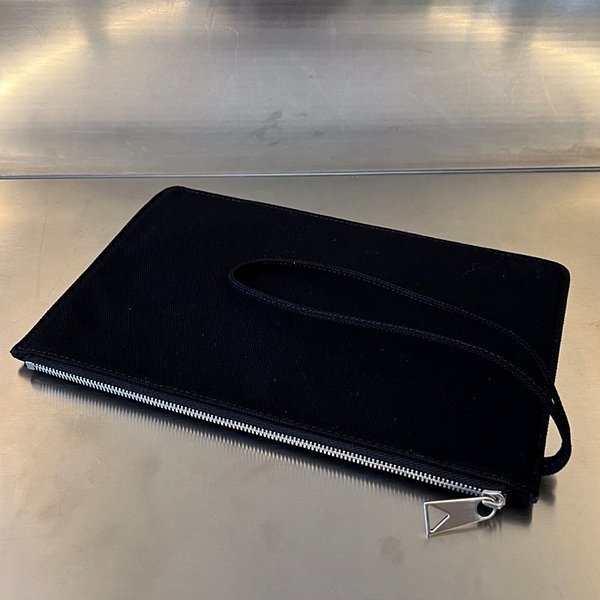 보테가베네타 아르코 라지 토트백 [매장가 396만원대]