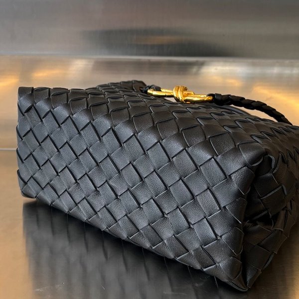 보테가베네타 스몰 안디아모 [매장가 538만원대]