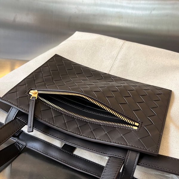 보테가베네타 미디엄 플립 플랩백 [매장가 341만원대]