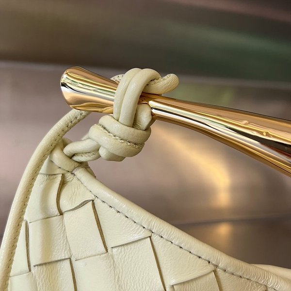 보테가베네타 미니 사르딘 백 [매장가 416만원대]