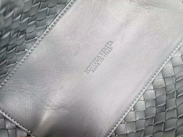 보테가베네타 미니 까바 [매장가 680만원대]