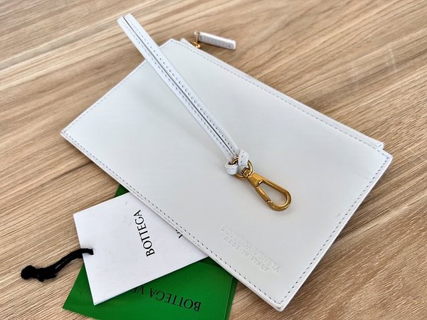 보테가베네타 미니 까바 [매장가 680만원대]