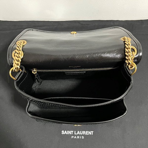 생로랑 빈티지 가죽 소재 NIKI baby [매장가 429만원대]