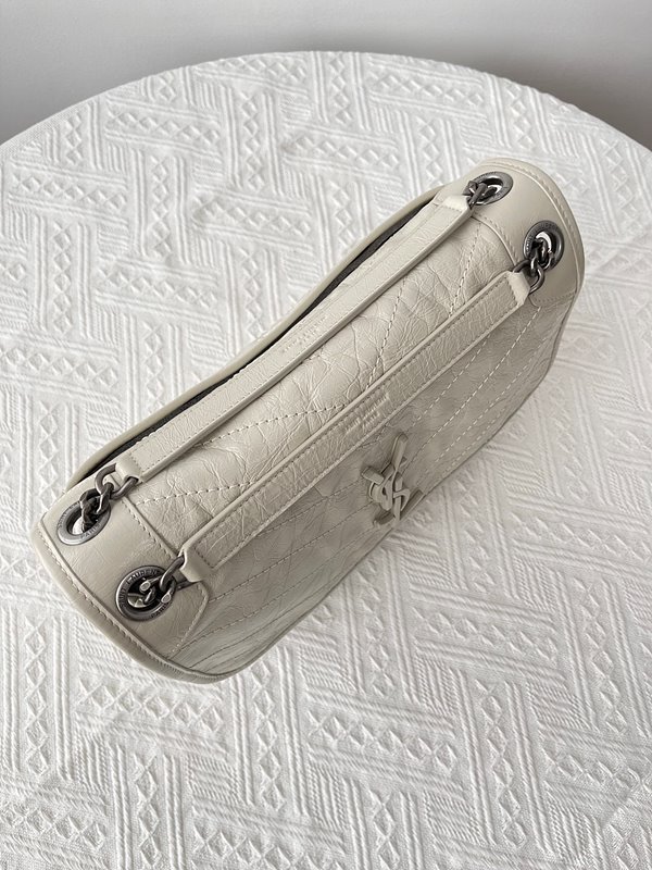 생로랑 빈티지 가죽 소재 NIKI medium [매장가 429만원대]