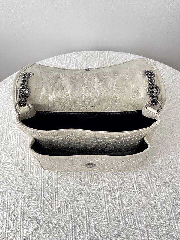 생로랑 빈티지 가죽 소재 NIKI medium [매장가 429만원대]