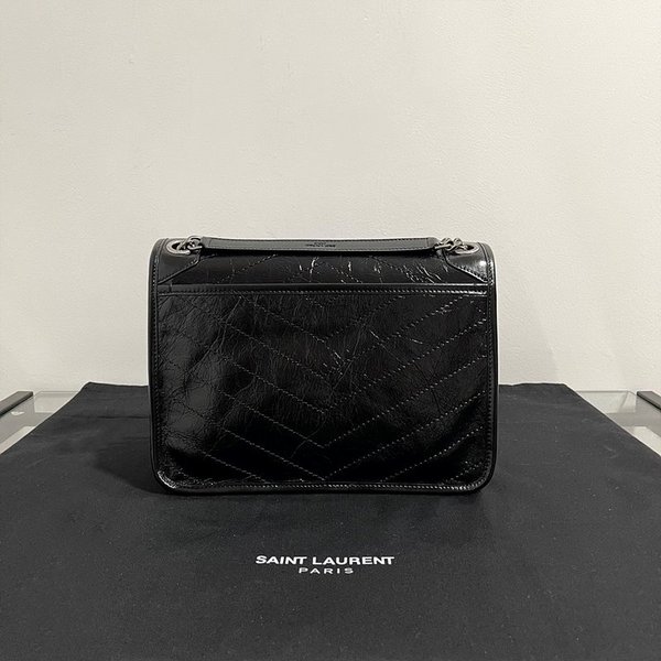 생로랑 빈티지 가죽 소재 NIKI medium [매장가 429만원대]