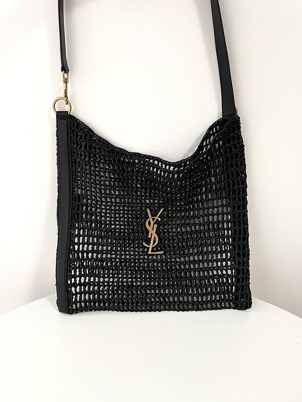 생로랑 라피아 마크라메 소재의 OXALIS 숄더백 [298만원대]