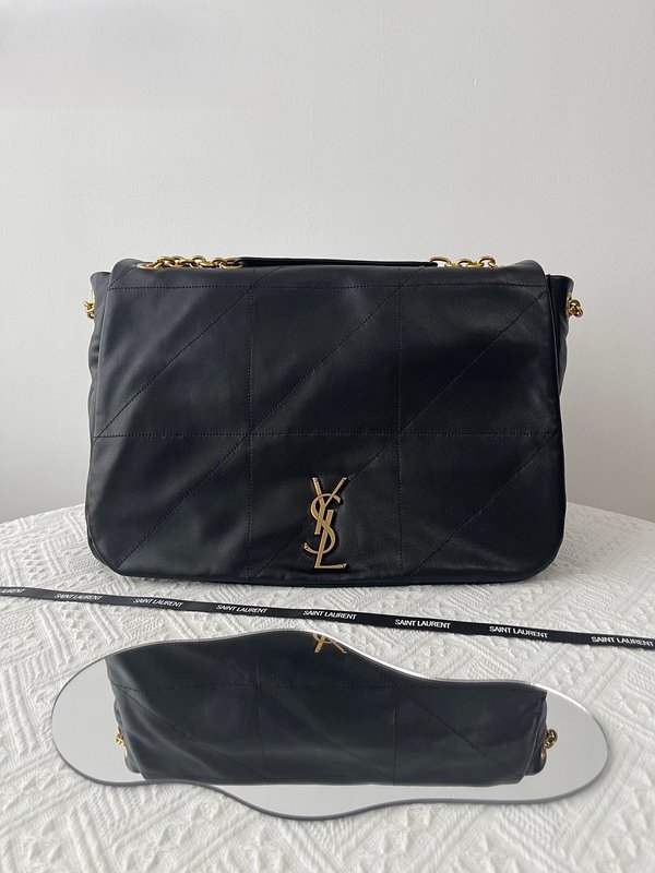 생로랑 양가죽 소재의 JAMIE 4.3 [매장가 569만원대]