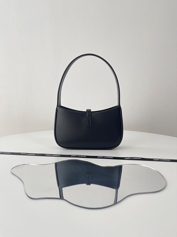 생로랑 새틴 소재 5 A 7 미니 [매장가 209만원대]