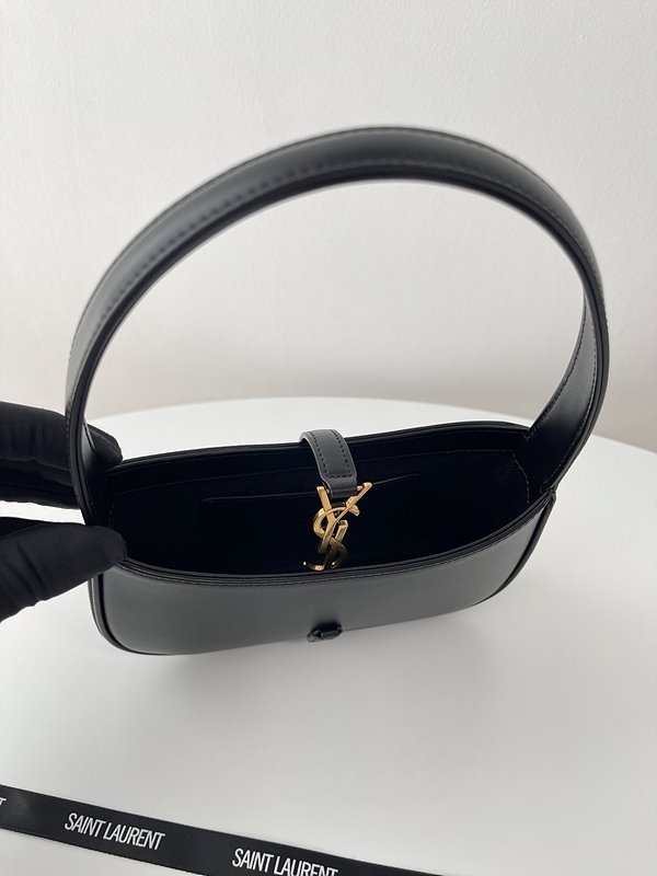 생로랑 새틴 소재 5 A 7 미니 [매장가 209만원대]