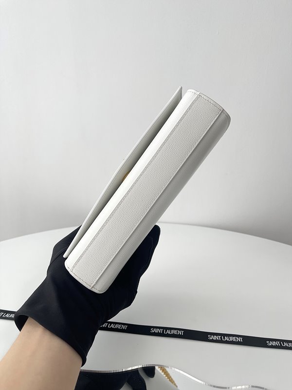 생로랑 그랑 드 뿌드르 가죽 KATE 스몰백 [매장가 279만원대]