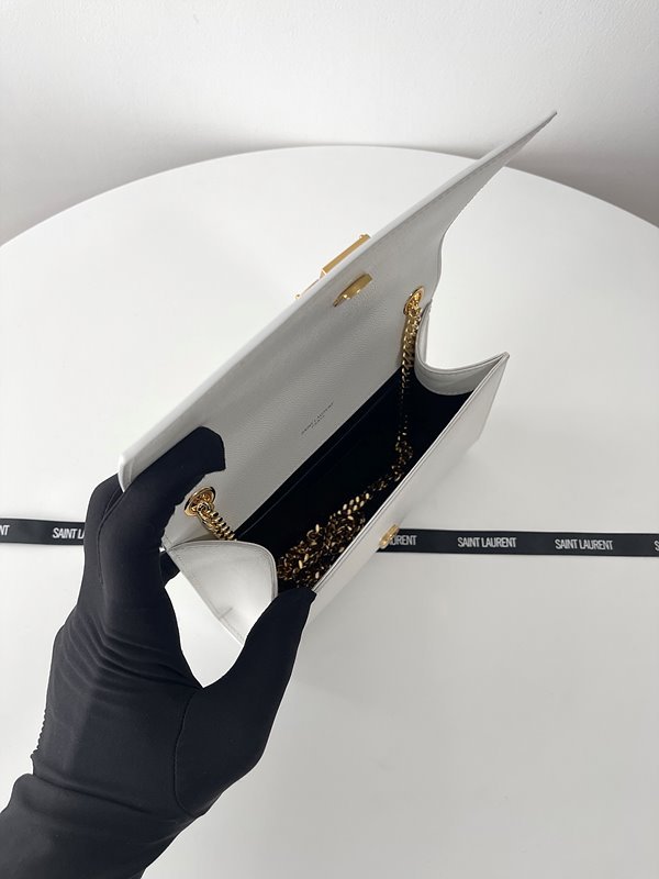 생로랑 그랑 드 뿌드르 가죽 KATE 스몰백 [매장가 279만원대]