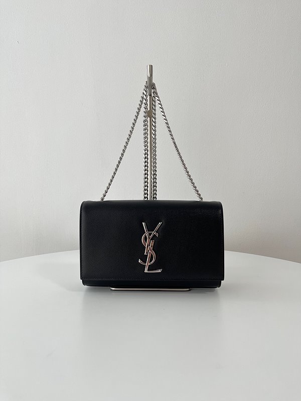 생로랑 그랑 드 뿌드르 가죽 KATE 스몰백 [매장가 279만원대]