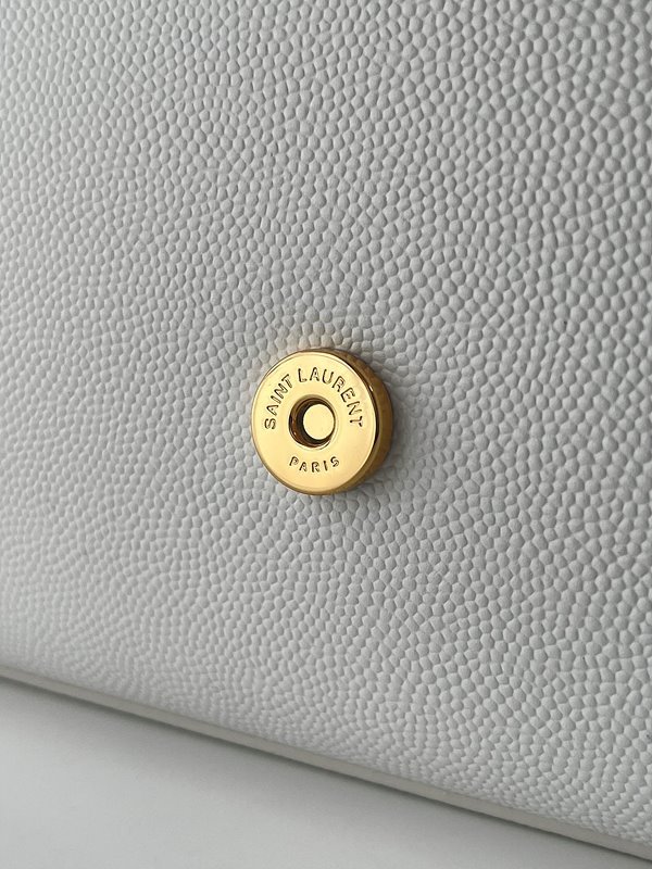 생로랑 그랑 드 뿌드르 가죽 KATE 미디엄백 [매장가 315만원대]