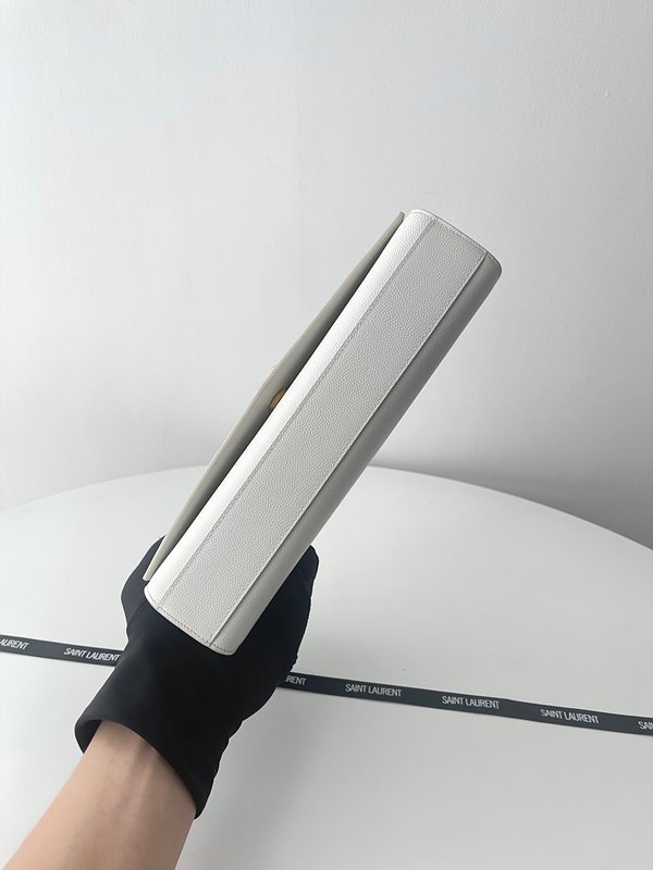 생로랑 그랑 드 뿌드르 가죽 KATE 미디엄백 [매장가 315만원대]