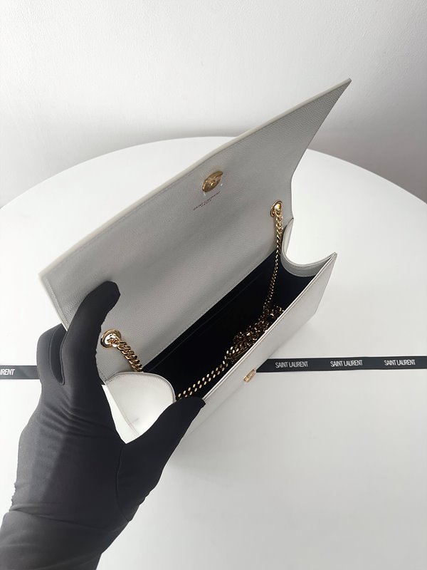 생로랑 그랑 드 뿌드르 가죽 KATE 미디엄백 [매장가 315만원대]