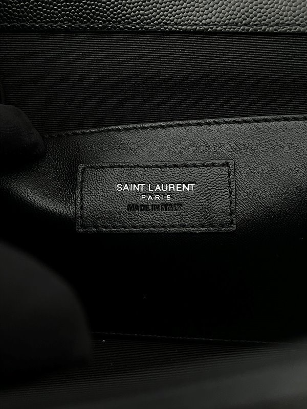 생로랑 그랑 드 뿌드르 가죽 KATE 미디엄백 [매장가 315만원대]