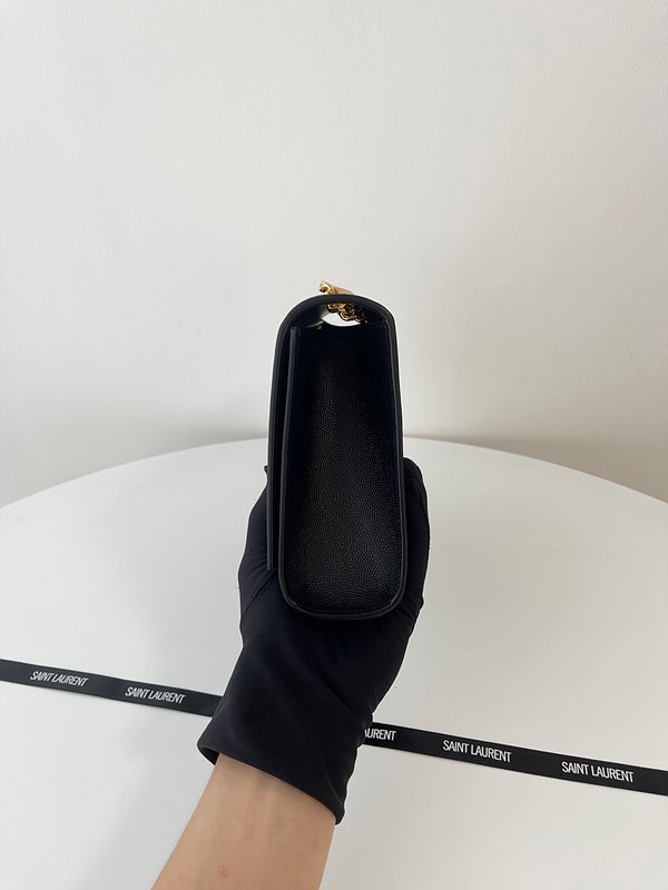 생로랑 그랑 드 뿌드르 가죽 KATE 미디엄백 [매장가 315만원대]