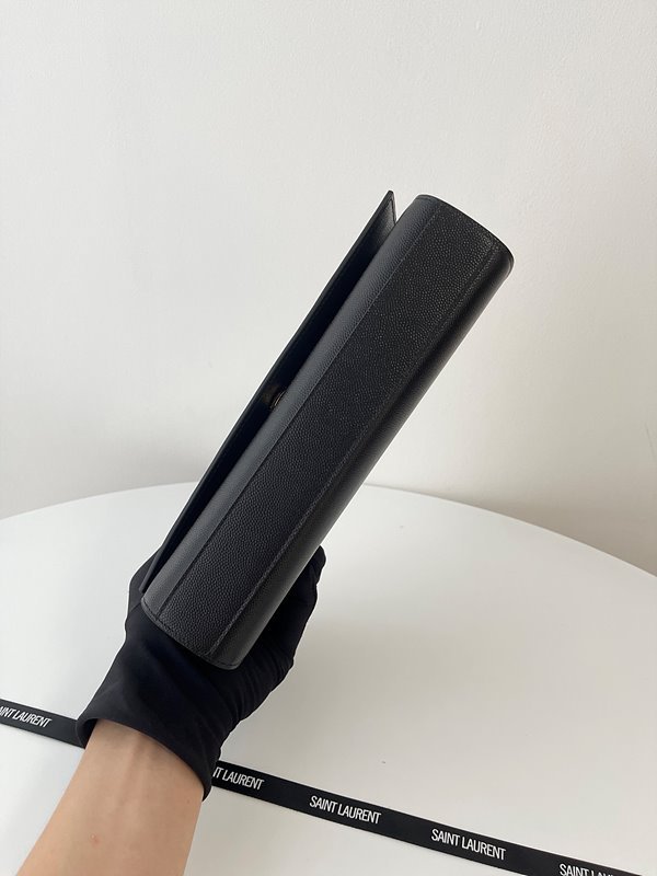 생로랑 그랑 드 뿌드르 가죽 KATE 미디엄백 [매장가 315만원대]