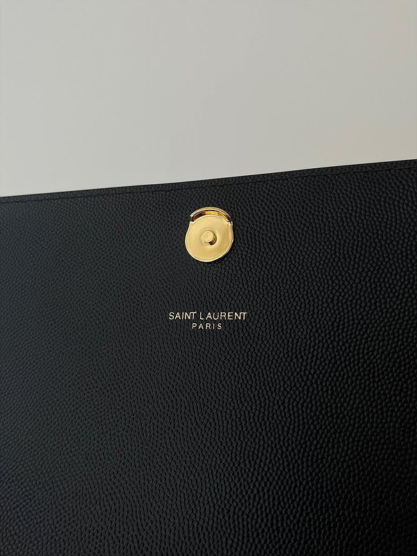 생로랑 그랑 드 뿌드르 가죽 KATE 미디엄백 [매장가 315만원대]