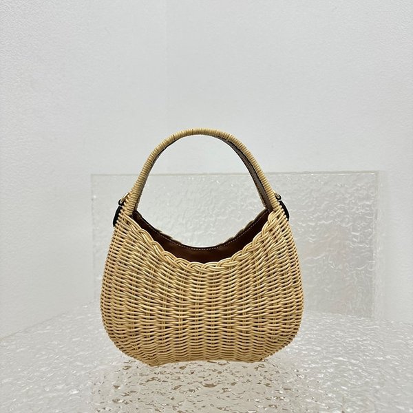 미우미우 완더 위커 호보 백 [매장가 290만원대]