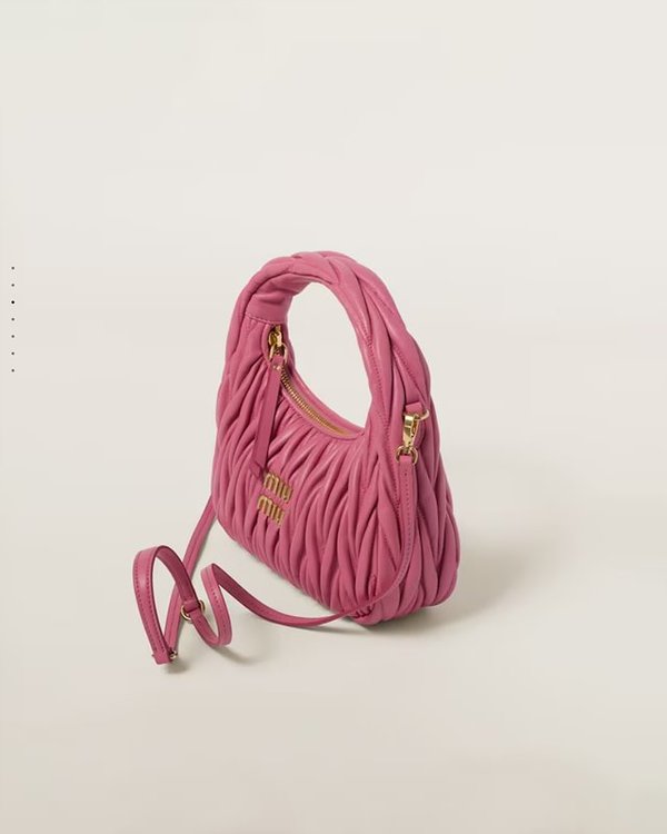 미우미우 완더 마테라쎄 나파 가죽 호보 미디움 백  / 베고니아 핑크 [330만원대]