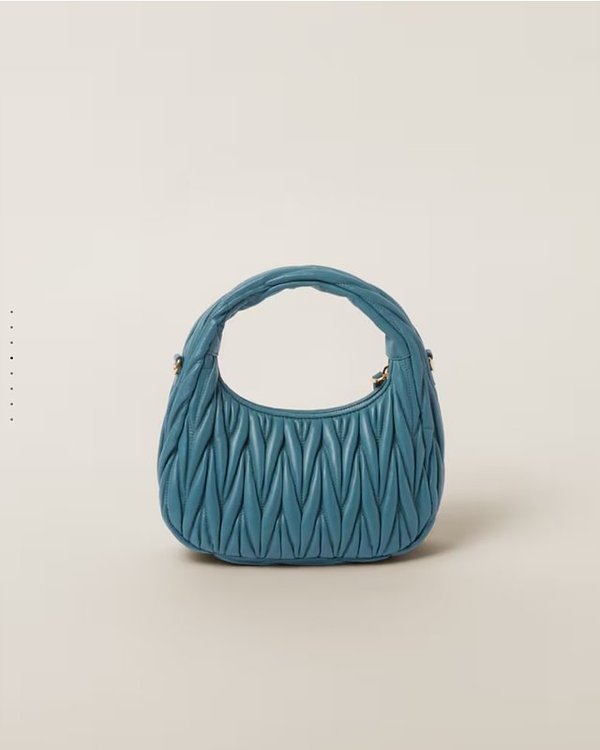 미우미우 완더 마테라쎄 나파 가죽 호보 미디움 백  / 마리나블루 [330만원대]