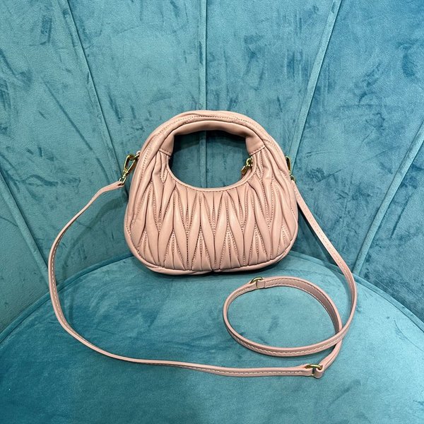 미우미우 완더 마테라쎄 나파 가죽 호보 미니 백 / 핑크 [매장가260만]