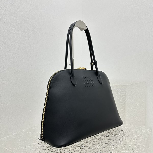 미우미우 가죽 백 / 블랙 [매장가550만원대]