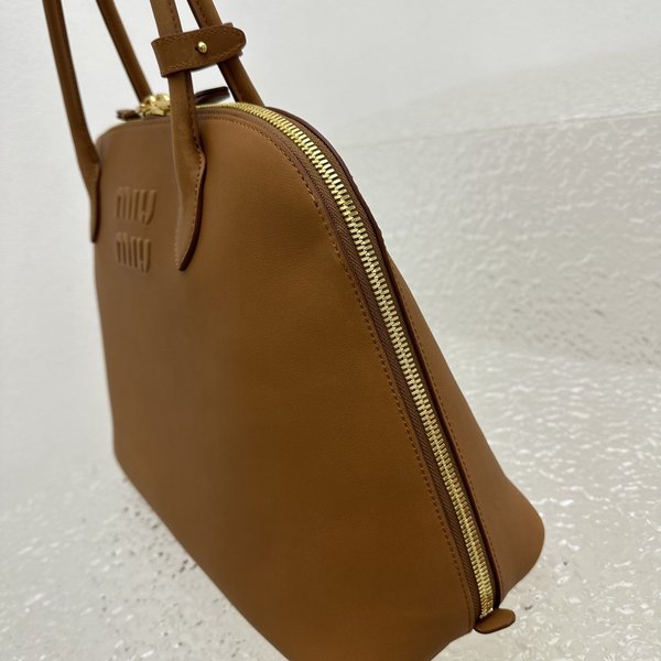 미우미우 가죽 백 / 꼬냑 [매장가550만원대]