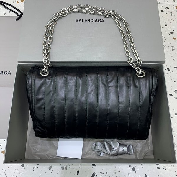 발렌시아가 모나코 퀼트 체인백 미디움 / 블랙 [매장가428만원대]