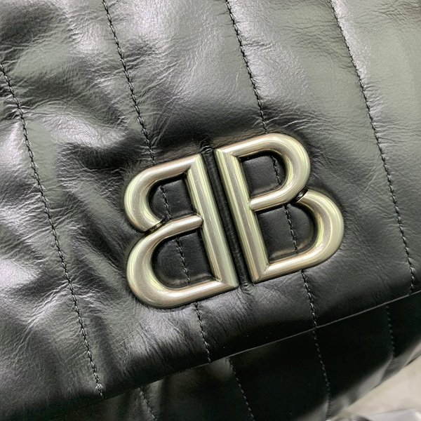 발렌시아가 모나코 퀼트 체인백 미디움 / 블랙 [매장가428만원대]