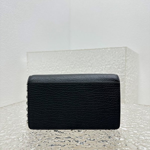 마르지엘라 Four Stitches 체인 지갑 [매장가 110만원대]